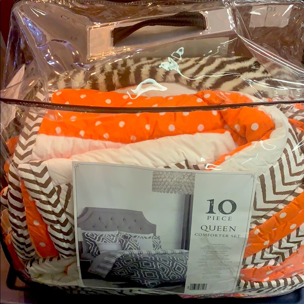 10 piece bed set excellent condition